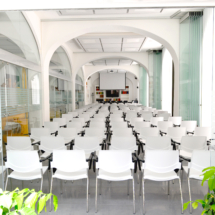 lecture-hall-back